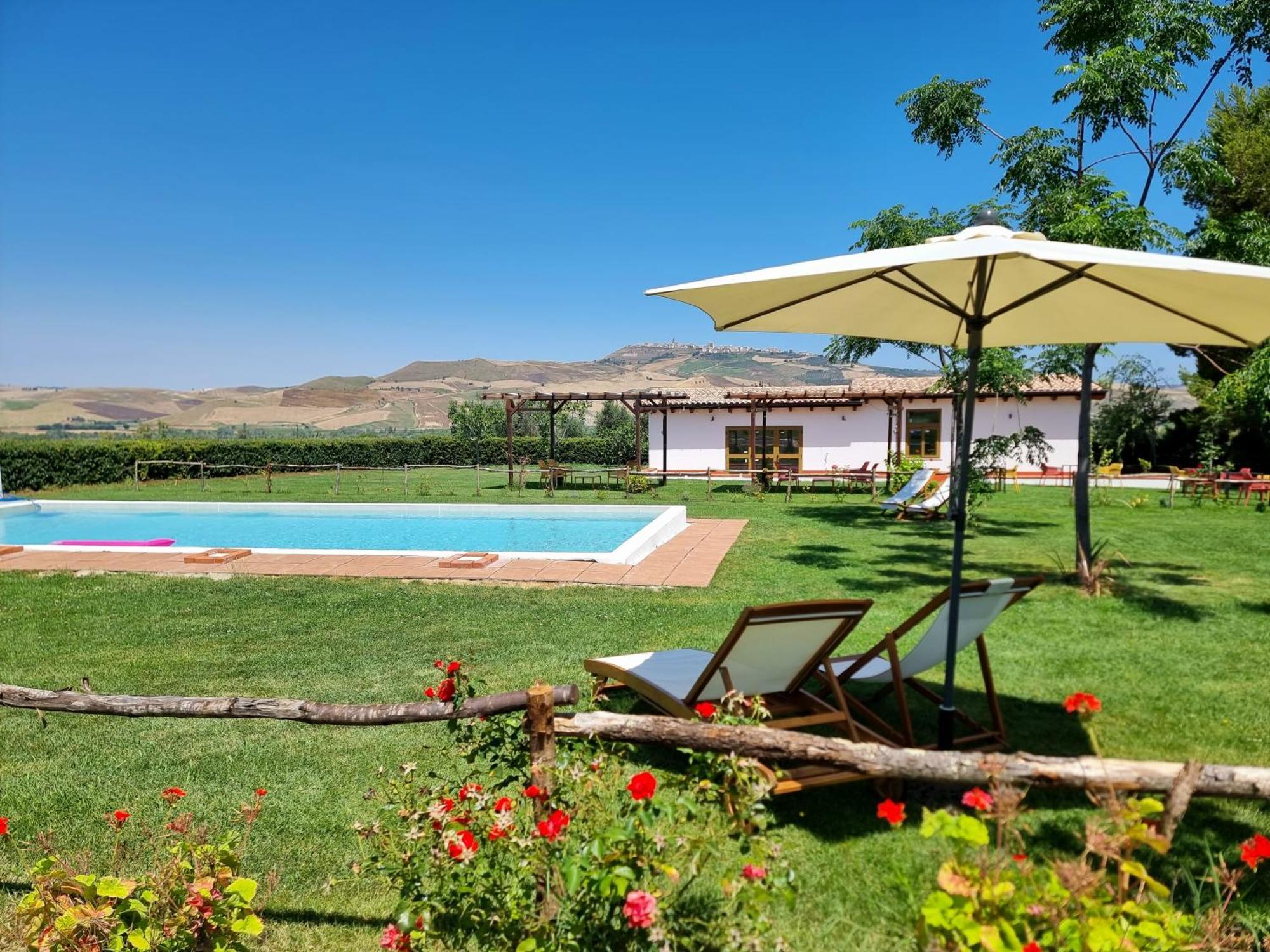Agriturismo Essentia Dimora Rurale Larino Eksteriør billede